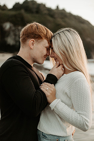 Javen-Aliyah-Oregon-Engagement-Photos-Depoe-Bay (52 of 59)