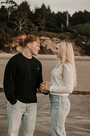 Javen-Aliyah-Oregon-Engagement-Photos-Depoe-Bay (54 of 59)