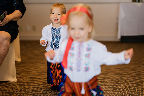 Alex-Danielle-Inn-Spanish-Head-Lincoln-City-oregon-wedding-0035-2