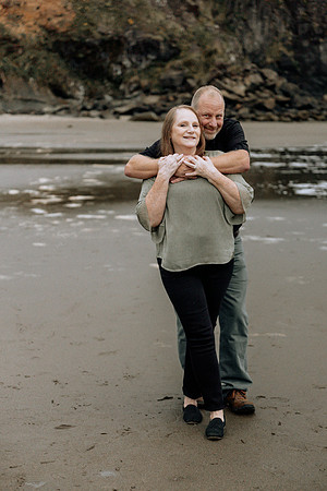 Scott-Linda-Depoe-bay-Oregon-Engagement-Photos (36 of 93)