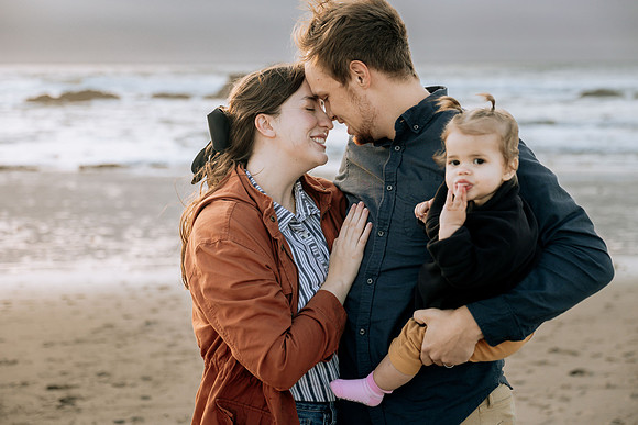 Charlotte-Family-Photos-Lincoln-City-2025 (6 of 24)