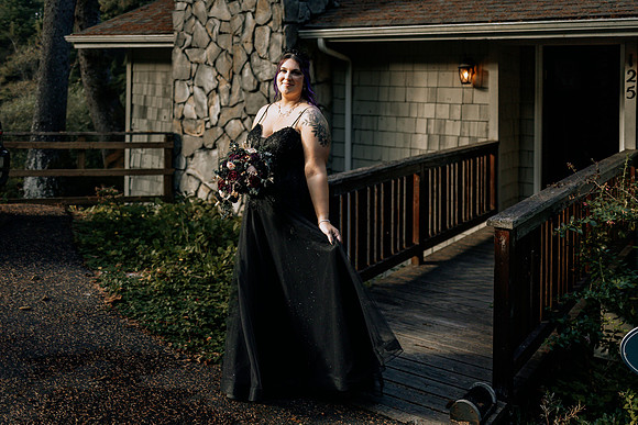 Les-Ashley-Depoe-Bay-Elopement-Photos (32 of 166)