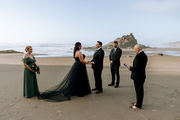 Les-Ashley-Depoe-Bay-Elopement-Photos (50 of 166)