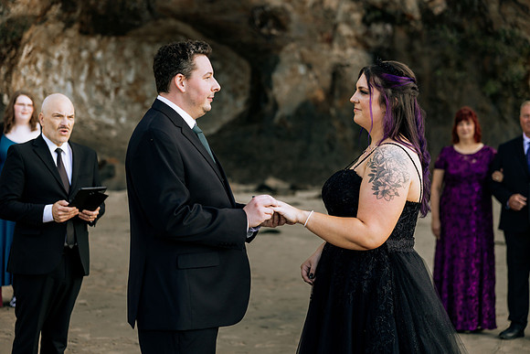 Les-Ashley-Depoe-Bay-Elopement-Photos (56 of 166)