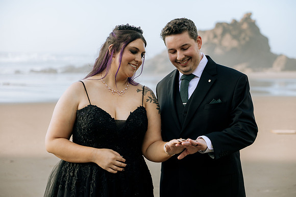 Les-Ashley-Depoe-Bay-Elopement-Photos (68 of 166)