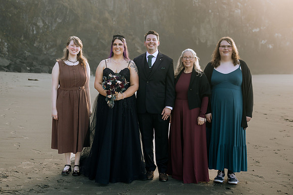 Les-Ashley-Depoe-Bay-Elopement-Photos (85 of 166)