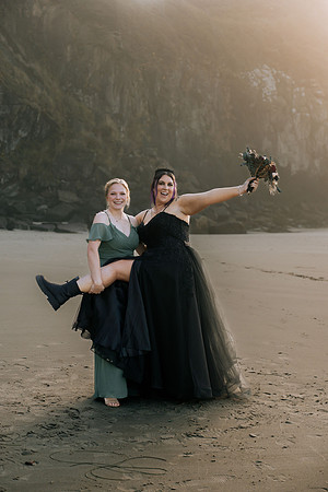 Les-Ashley-Depoe-Bay-Elopement-Photos (101 of 166)