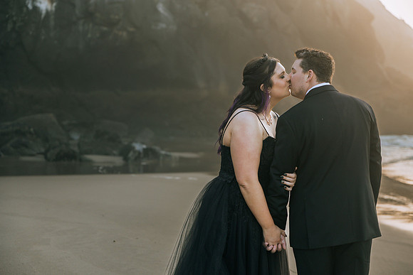 Les-Ashley-Depoe-Bay-Elopement-Photos (112 of 166)