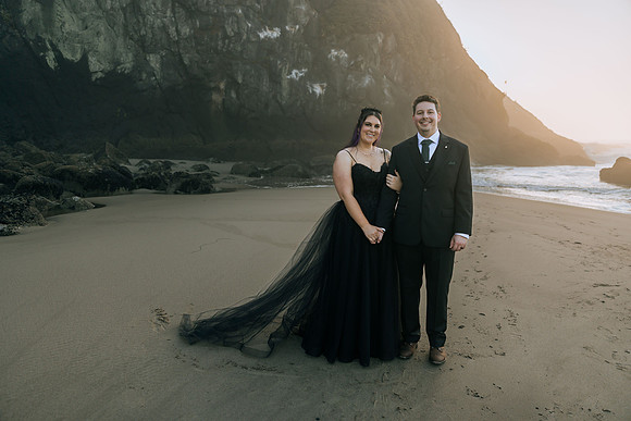 Les-Ashley-Depoe-Bay-Elopement-Photos (126 of 166)