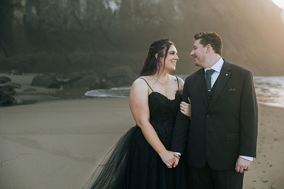 Les-Ashley-Depoe-Bay-Elopement-Photos (127 of 166)