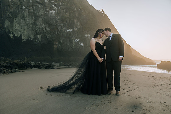 Les-Ashley-Depoe-Bay-Elopement-Photos (128 of 166)