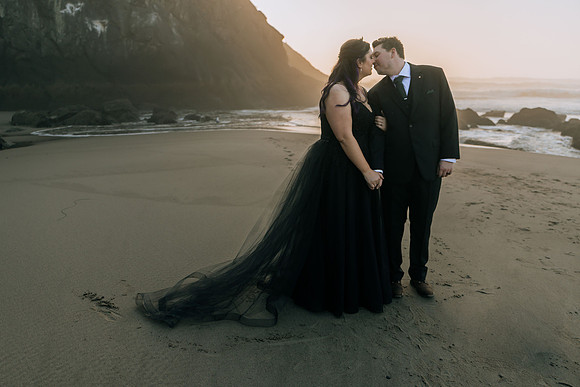 Les-Ashley-Depoe-Bay-Elopement-Photos (129 of 166)