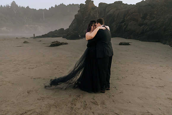 Les-Ashley-Depoe-Bay-Elopement-Photos (166 of 166)