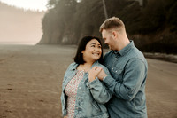 Tyler-Rosie-Engagement-Neskowin-oregon-Photos (10 of 25)