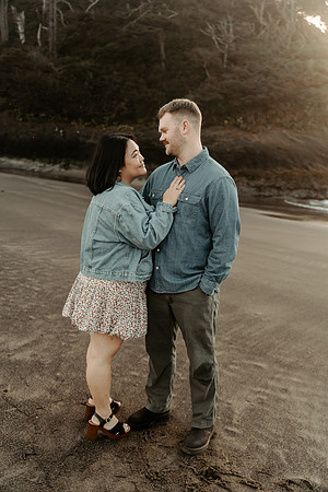 Tyler-Rosie-Engagement-Neskowin-oregon-Photos (14 of 25)
