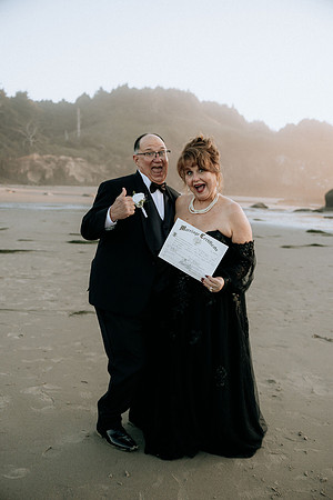 Debra-Fogarty-Creek-Wedding-Photos-oregon (11 of 30)