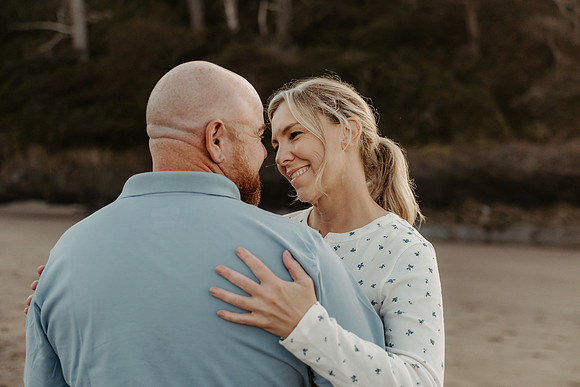 Cherlette-Couples-Photos-Neskowin-Oregon-2025 (20 of 21)
