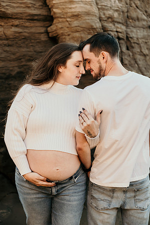 Giovanna-Bryson-Maternity-Photos-Otter-Crest-Oregon-Coast-2025 (3 of 55)