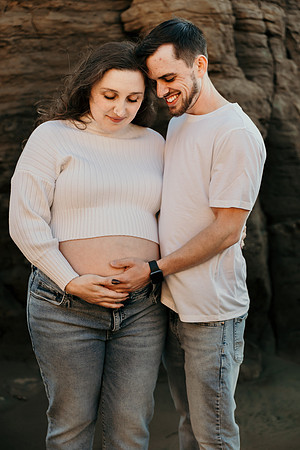 Giovanna-Bryson-Maternity-Photos-Otter-Crest-Oregon-Coast-2025 (6 of 55)