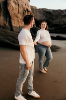 Giovanna-Bryson-Maternity-Photos-Otter-Crest-Oregon-Coast-2025 (29 of 55)