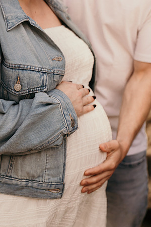 Giovanna-Bryson-Maternity-Photos-Otter-Crest-Oregon-Coast-2025 (44 of 55)