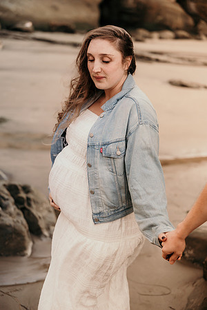 Giovanna-Bryson-Maternity-Photos-Otter-Crest-Oregon-Coast-2025 (42 of 55)