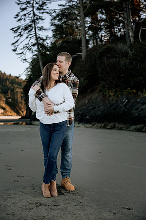 Jeff-Desirae-Engaement-Photos-Proposal-Rock-Neskowiin (14 of 50)