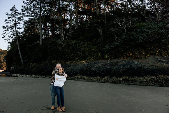 Jeff-Desirae-Engaement-Photos-Proposal-Rock-Neskowiin (16 of 50)