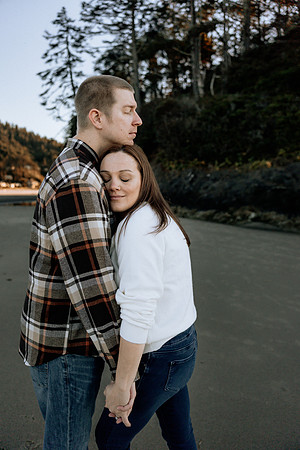 Jeff-Desirae-Engaement-Photos-Proposal-Rock-Neskowiin (17 of 50)