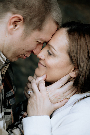 Jeff-Desirae-Engaement-Photos-Proposal-Rock-Neskowiin (18 of 50)