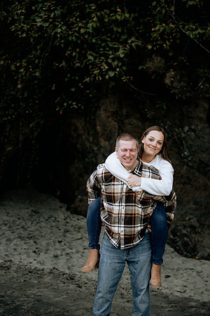 Jeff-Desirae-Engaement-Photos-Proposal-Rock-Neskowiin (21 of 50)