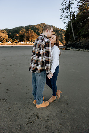 Jeff-Desirae-Engaement-Photos-Proposal-Rock-Neskowiin (12 of 51)