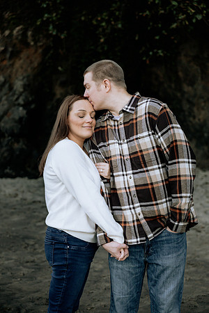 Jeff-Desirae-Engaement-Photos-Proposal-Rock-Neskowiin (29 of 51)
