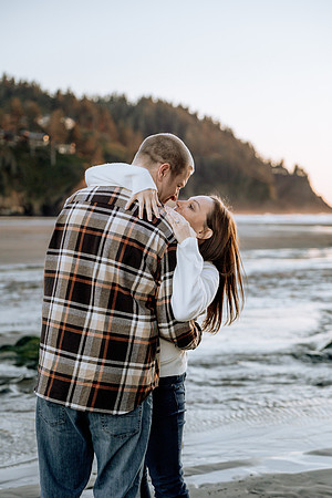 Jeff-Desirae-Engaement-Photos-Proposal-Rock-Neskowiin (36 of 51)
