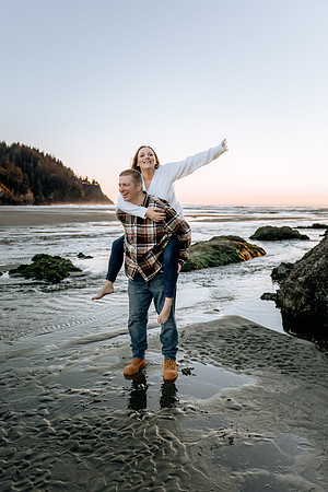 Jeff-Desirae-Engaement-Photos-Proposal-Rock-Neskowiin (37 of 51)