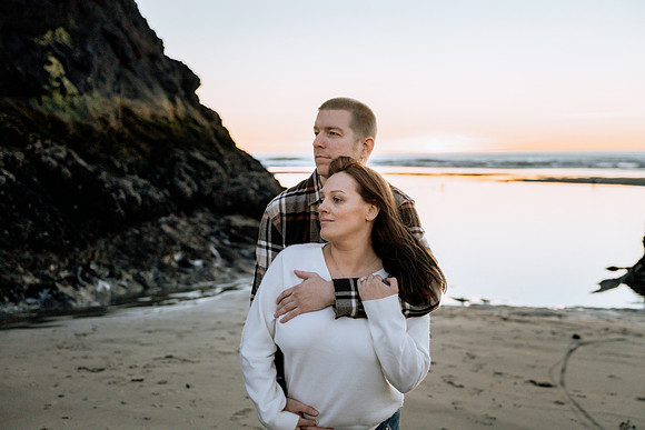 Jeff-Desirae-Engaement-Photos-Proposal-Rock-Neskowiin (42 of 51)