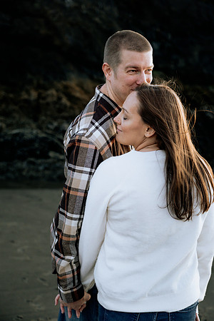 Jeff-Desirae-Engaement-Photos-Proposal-Rock-Neskowiin (44 of 51)
