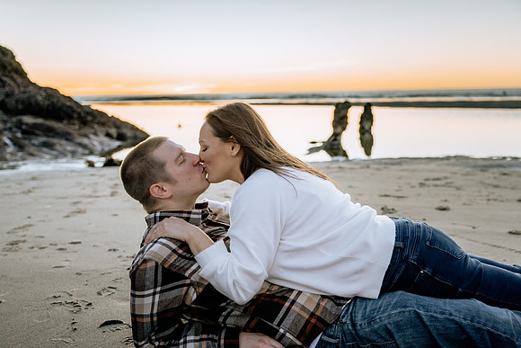 Jeff-Desirae-Engaement-Photos-Proposal-Rock-Neskowiin (47 of 51)