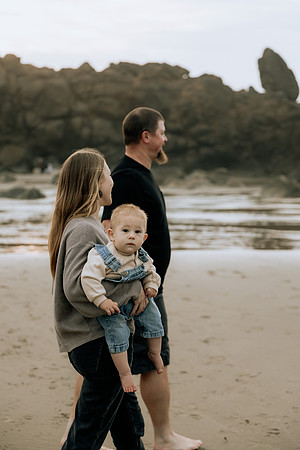 Luke-Leah-Family-Photos-Oregon-2025 (3 of 30)