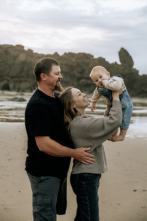 Luke-Leah-Family-Photos-Oregon-2025 (5 of 30)