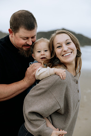 Luke-Leah-Family-Photos-Oregon-2025 (12 of 30)