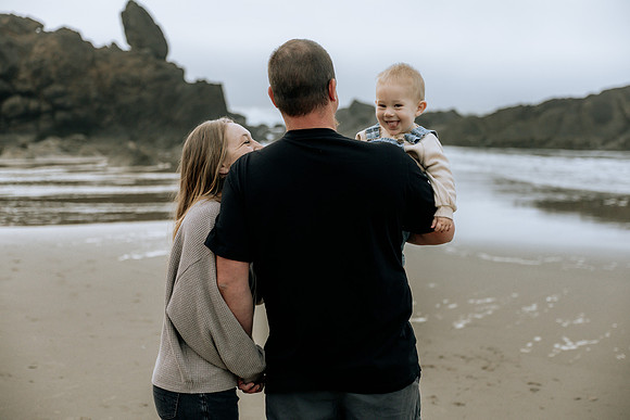 Luke-Leah-Family-Photos-Oregon-2025 (11 of 30)