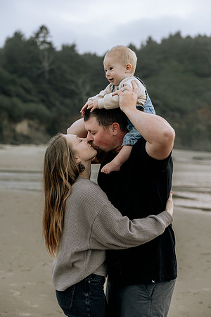 Luke-Leah-Family-Photos-Oregon-2025 (16 of 30)
