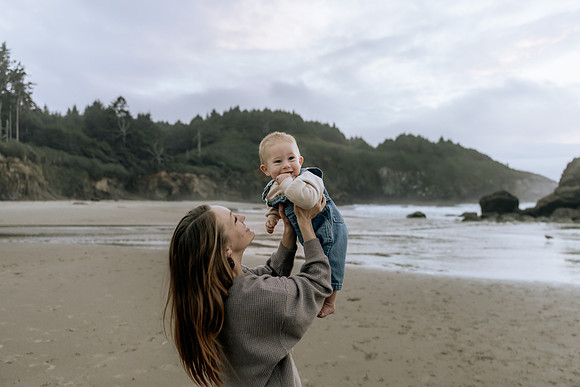 Luke-Leah-Family-Photos-Oregon-2025 (17 of 30)
