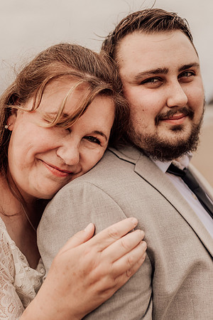 Jordan-Lainey-Roads-End-lincoln-City-oregon-airbnb-Elopement-photos-69