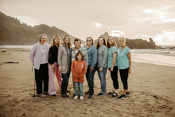 carrie FAMILY Photos 2025 (9 of 49)
