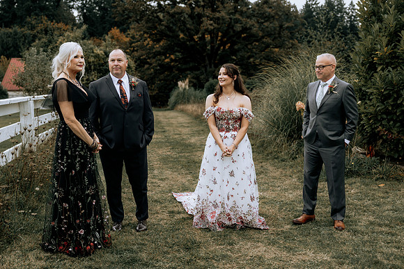 Taylor-Conner-Adeline-Farms-Wedding-Photos (29 of 113)