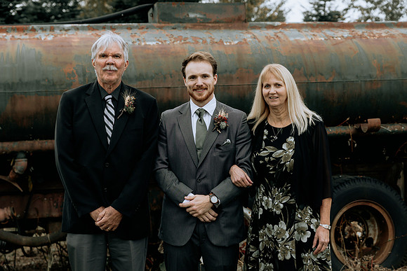 Taylor-Conner-Adeline-Farms-Wedding-Photos (37 of 113)