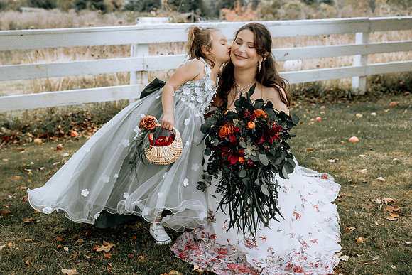 Taylor-Conner-Adeline-Farms-Wedding-Photos (95 of 113)
