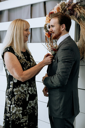 Taylor-Conner-Adeline-Farms-Wedding-Photos (37 of 72)